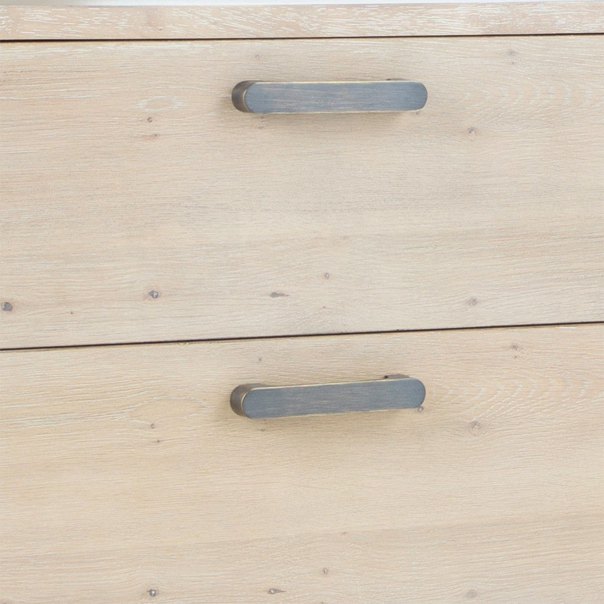 Kingston Dresser
