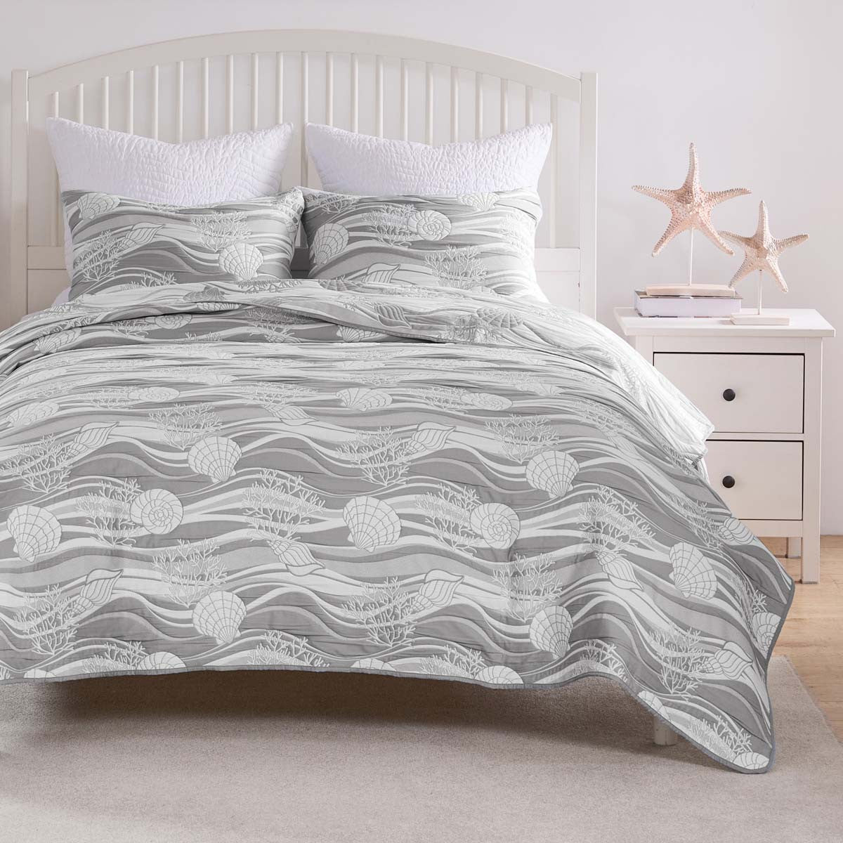 Ocean Drift Gray Quilt Bed Set - King
