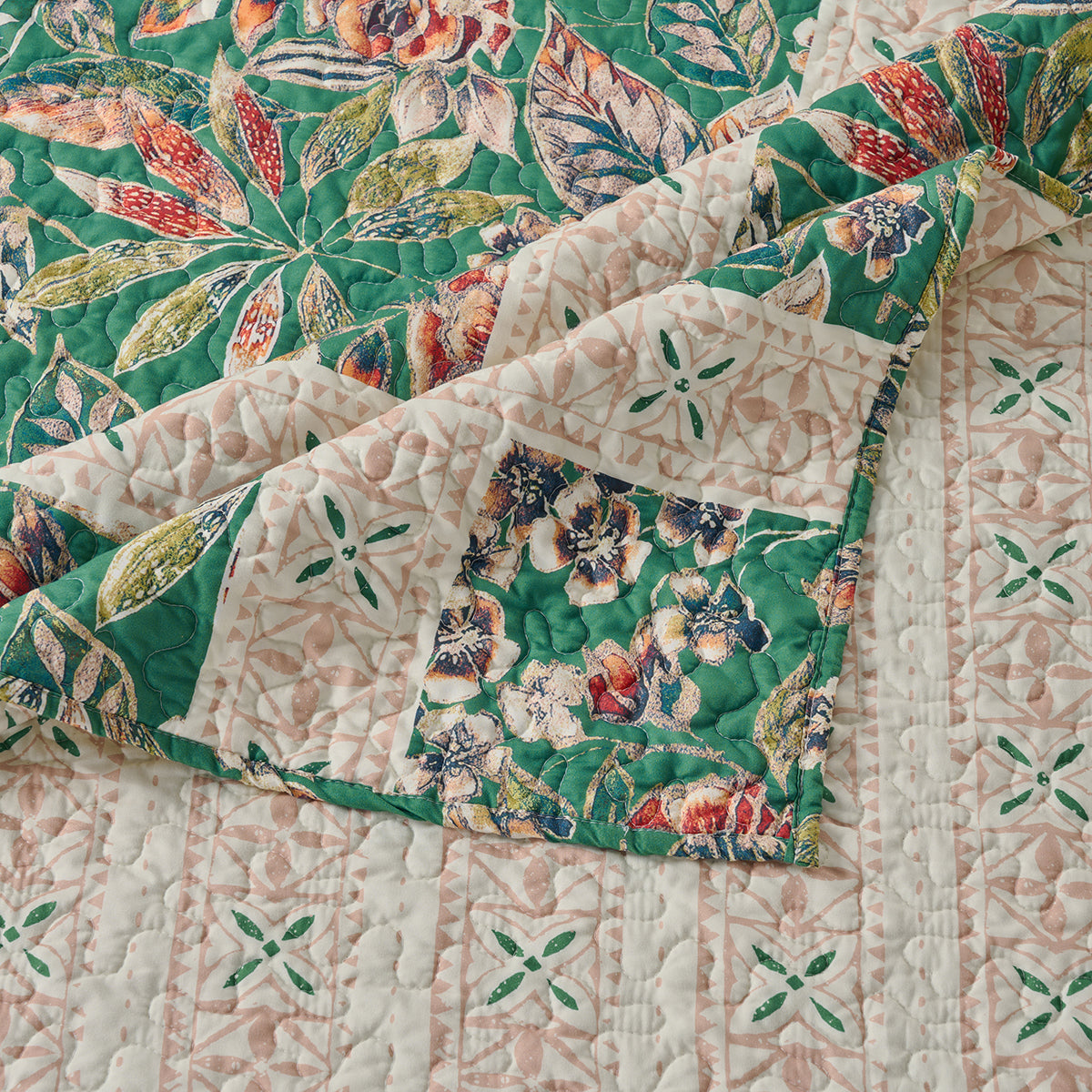 Vintage Palm Grove Quilt  Quilt - King/Cal King