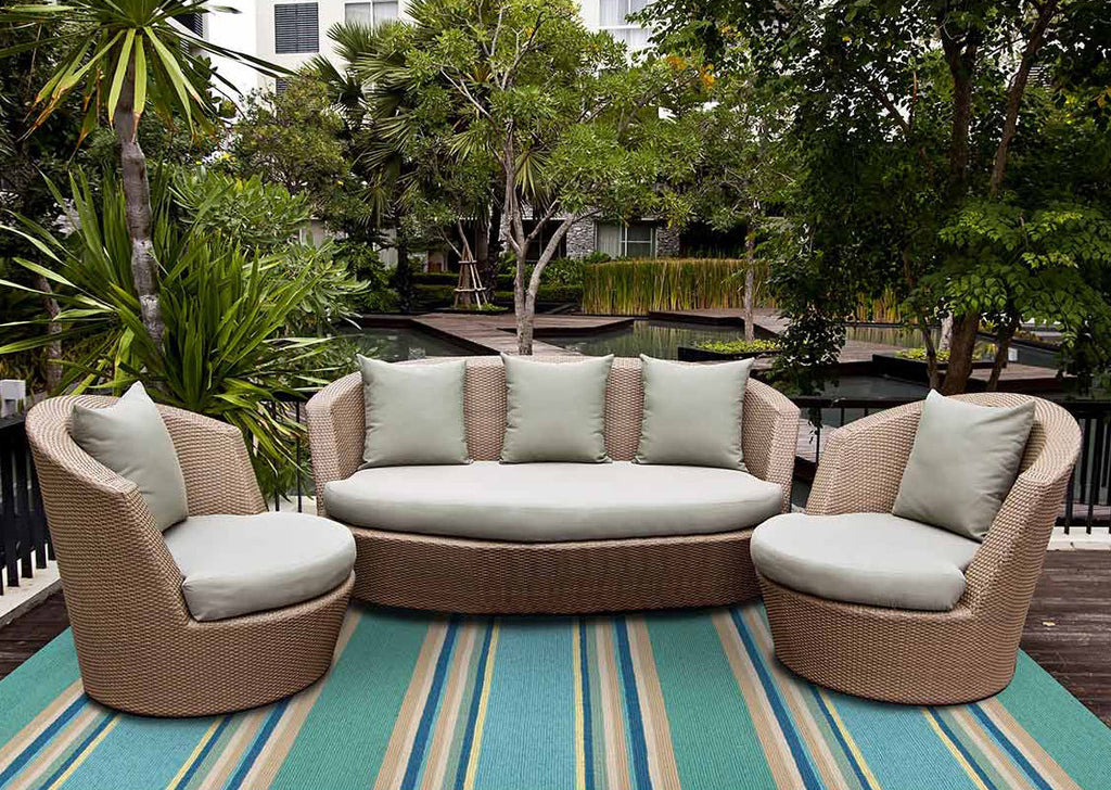 Bayside Stripes Indoor/Outdoor Rug - 8 Ft. Round
