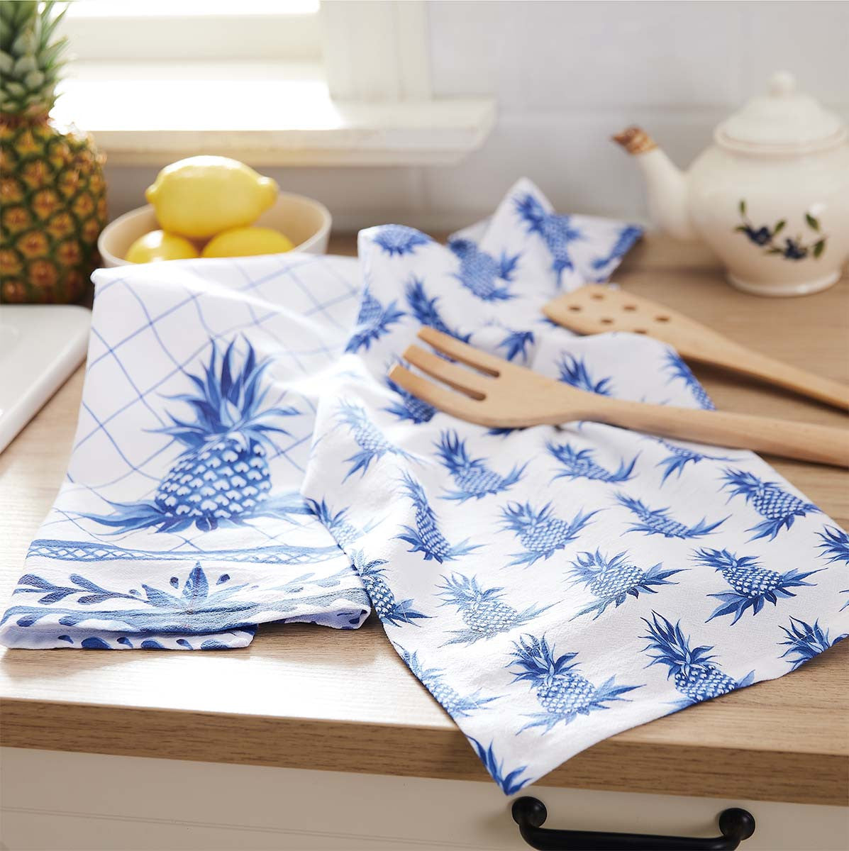 Pineapple Galore Kitchen Towels - Set of 4