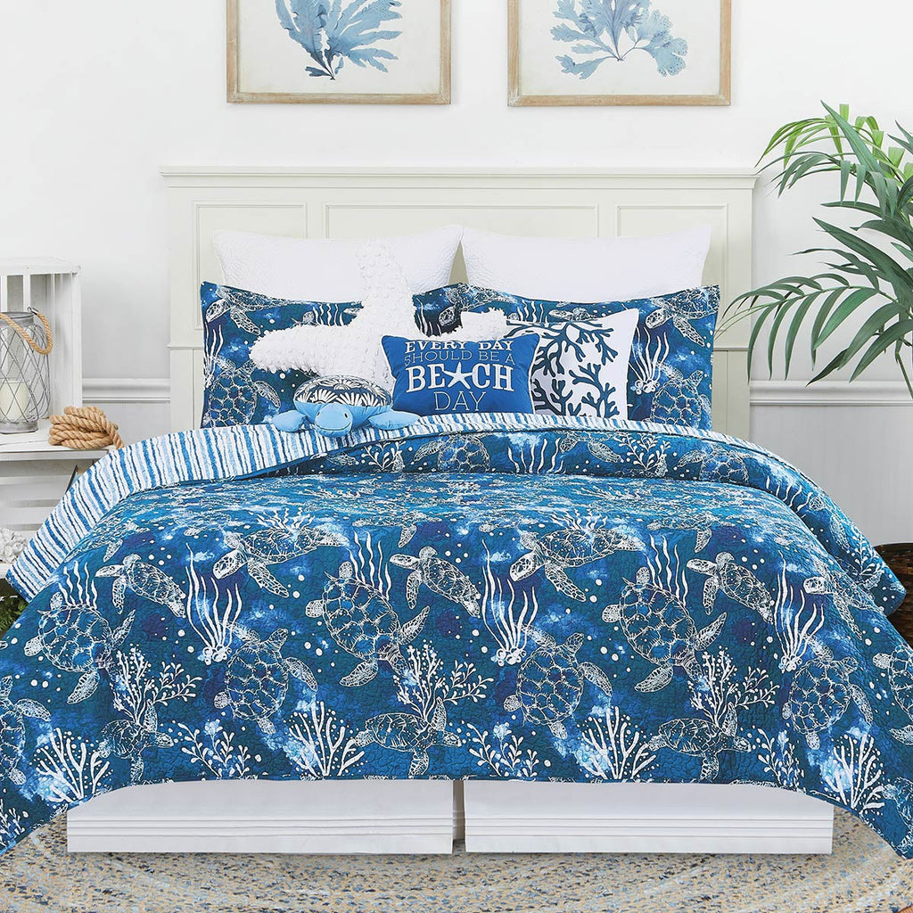 Turtle Cove Quilt Bed Set - Full/Queen- SALE