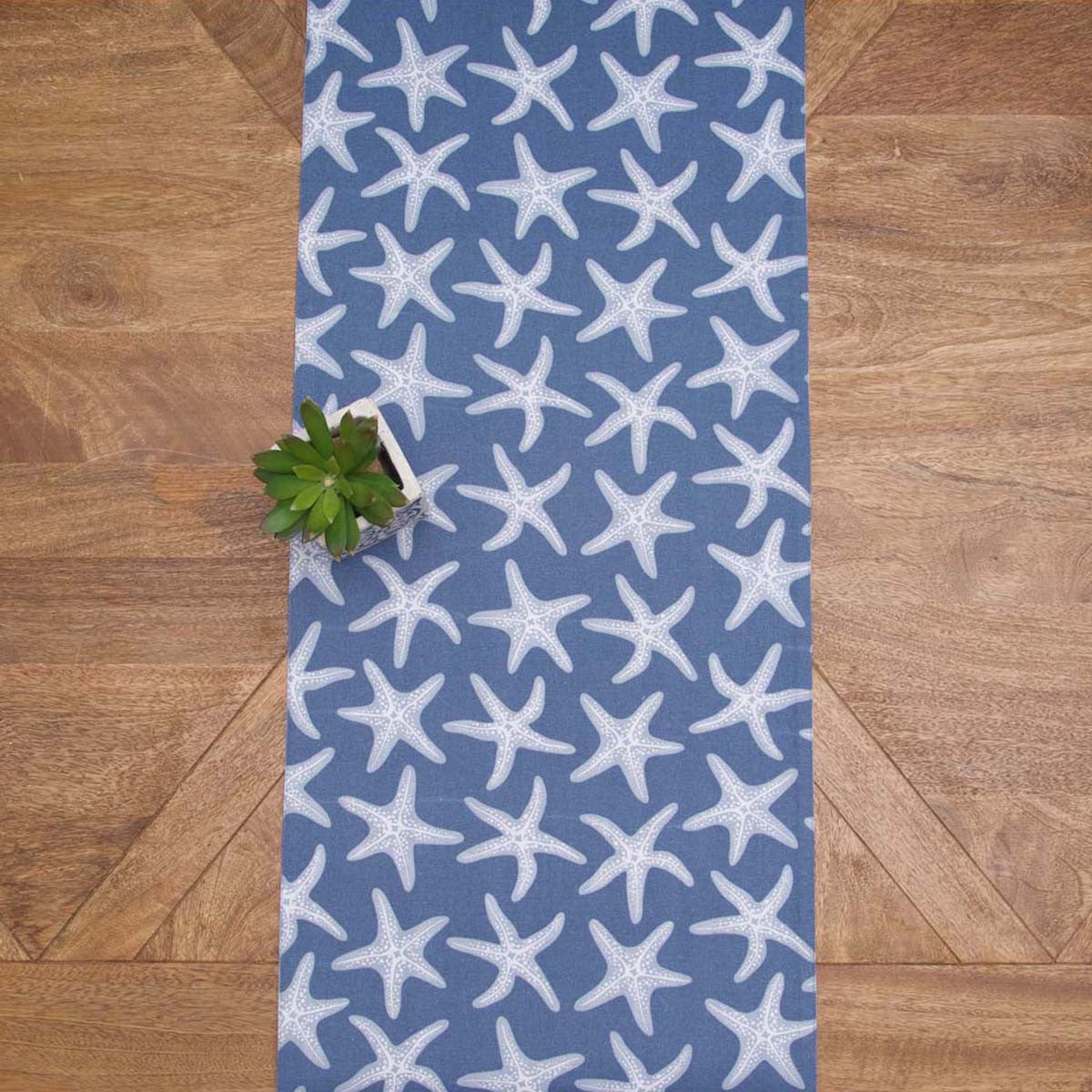 Tranquil Starfish Table Runner