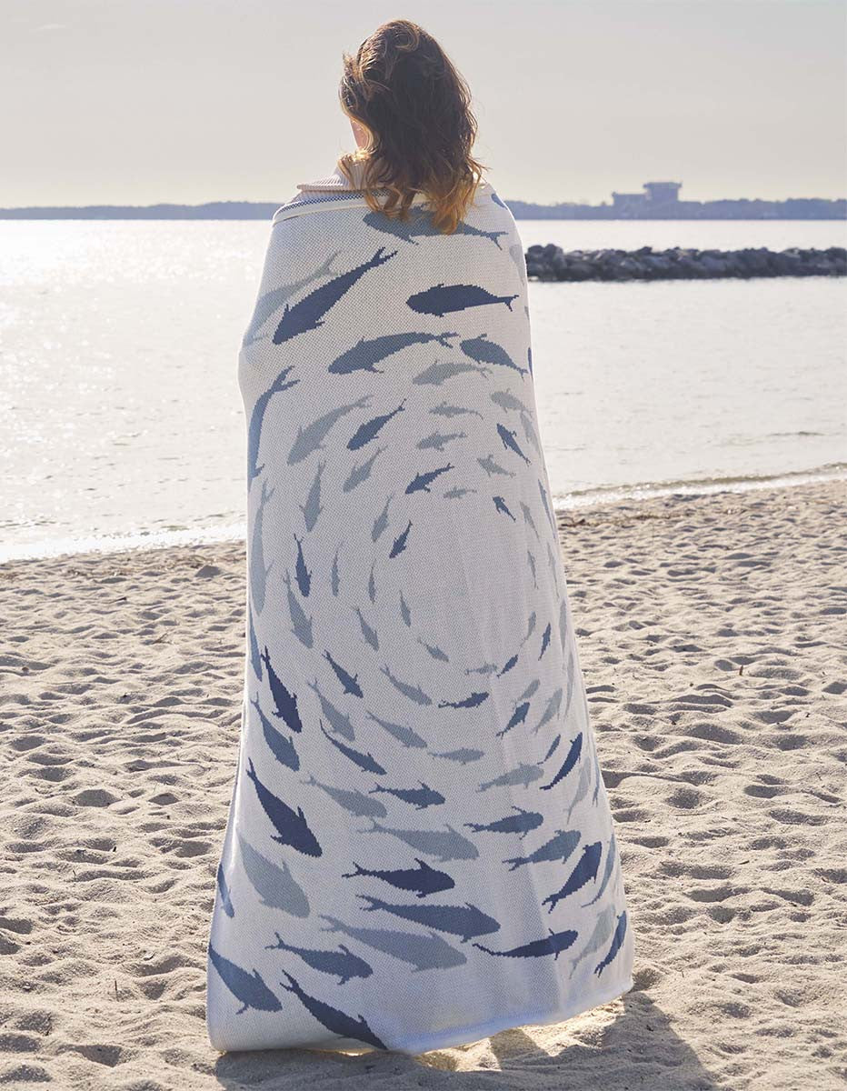 Fishtail Circle Knit Throw