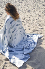 Fishtail Circle Knit Throw