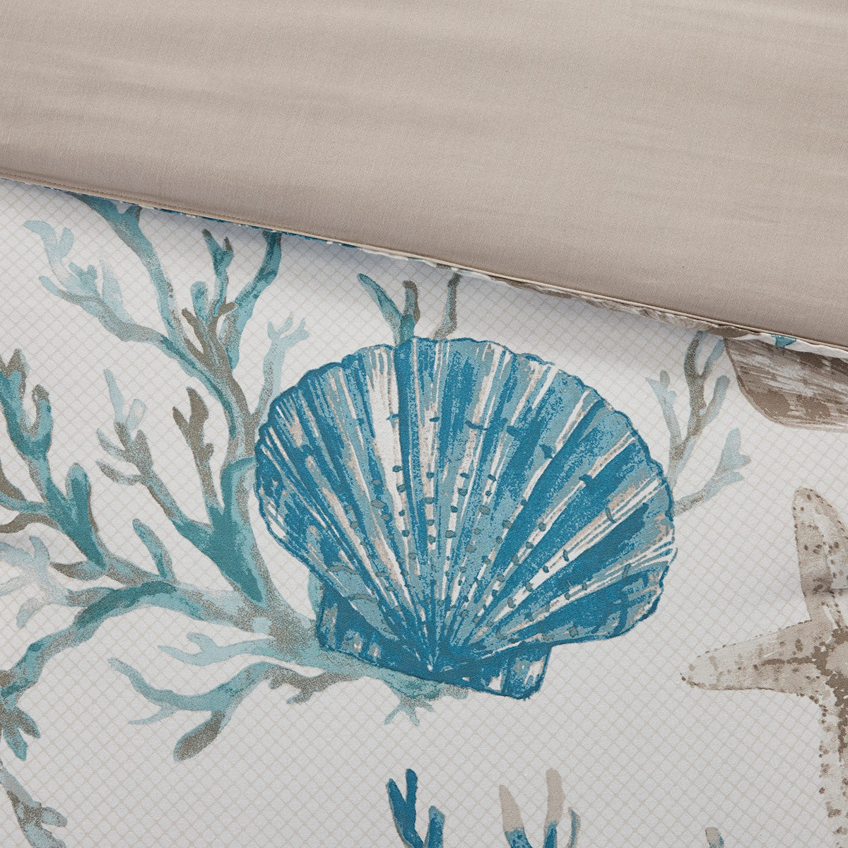 Coralscape Seashell Comforter Set - Cal. King