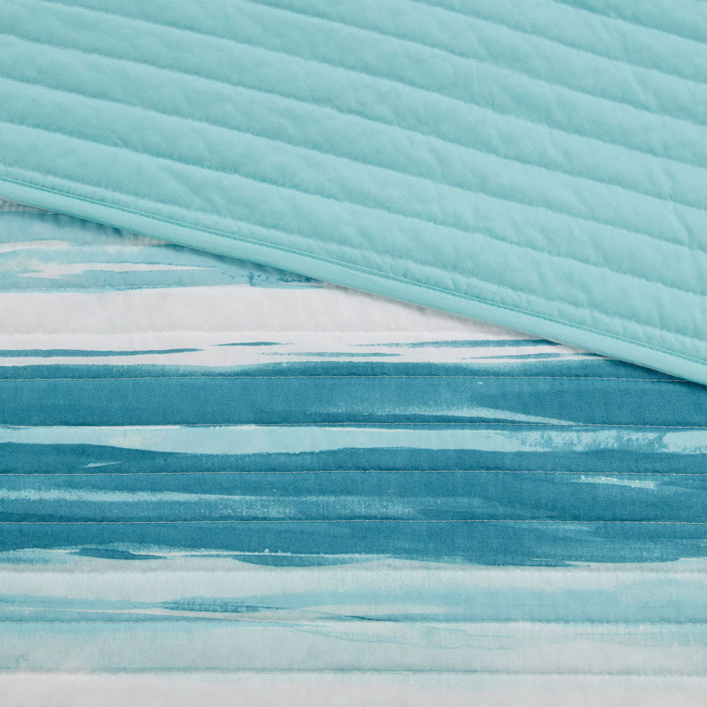 Blue Tide 6 Piece Quilt Bed Set - King/Cal. King