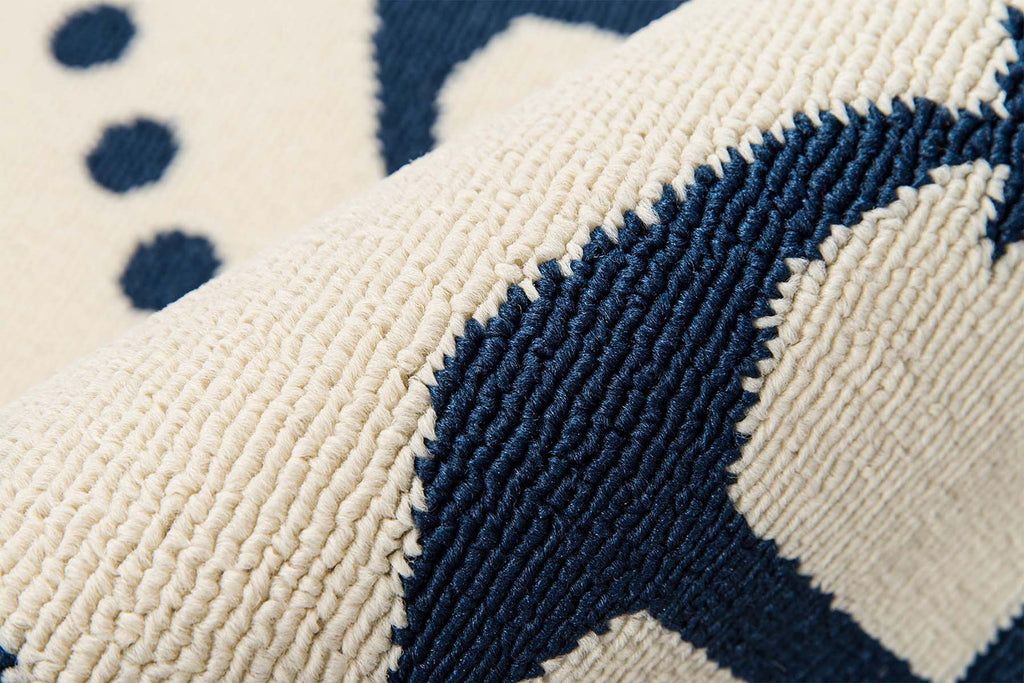 Anchors Away Ivory Indoor/Outdoor Rug - 2 x 4