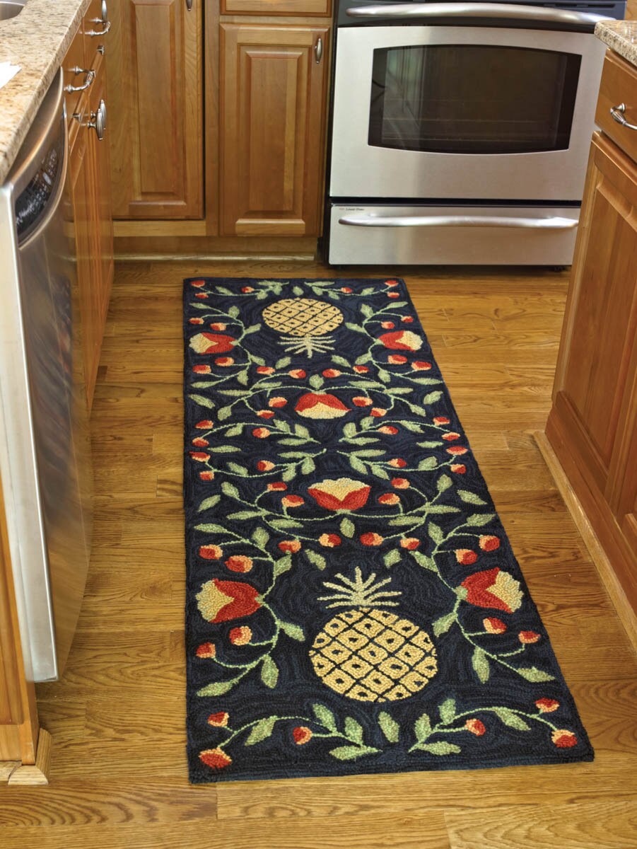 Floral Pineapple Hooked Runner