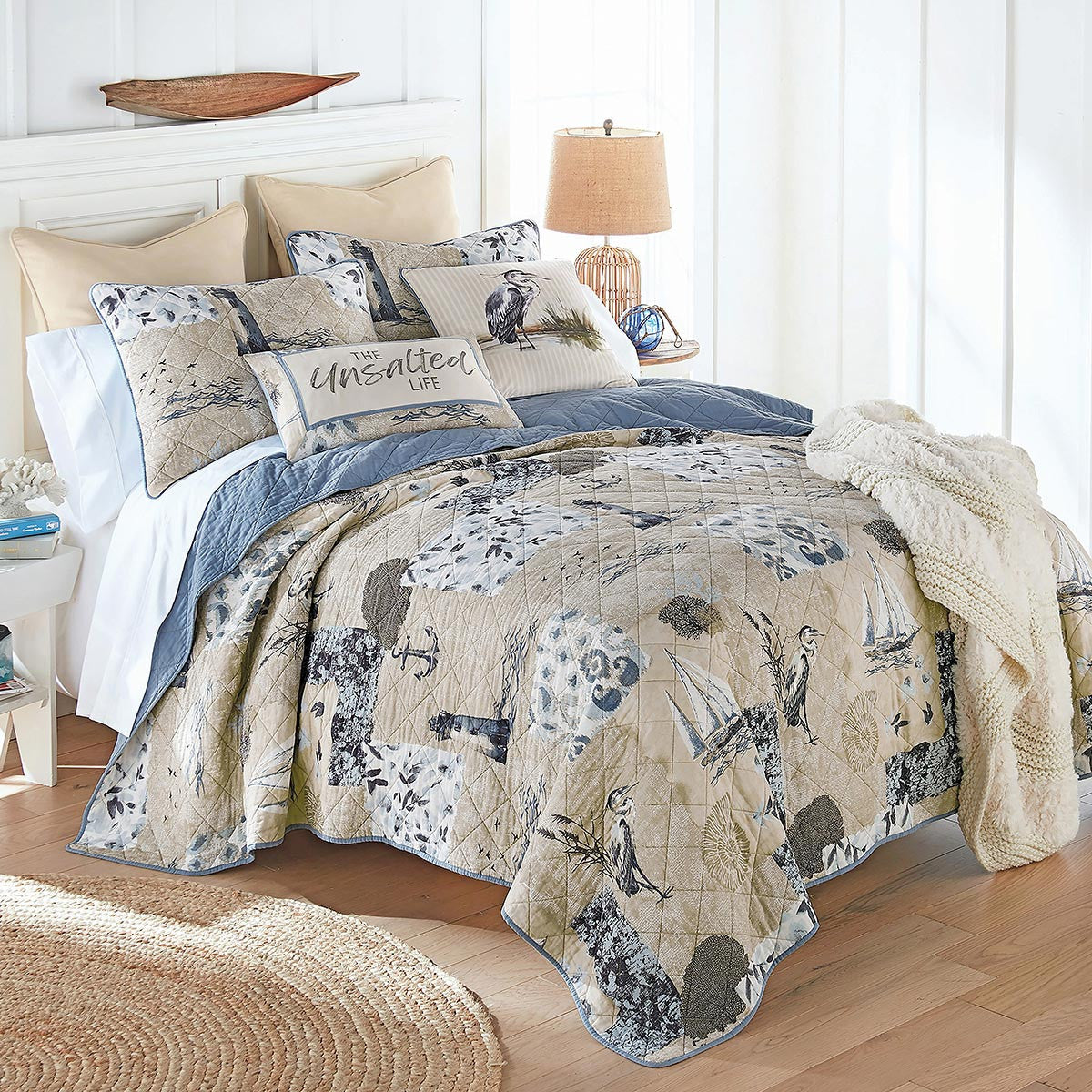 Shoreline Dreams Quilt Bed Set - King