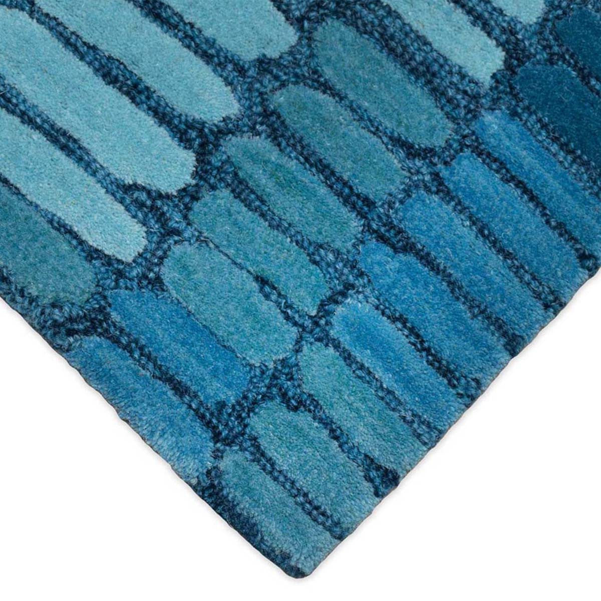 Oceans Motion Rug - 4 x 6