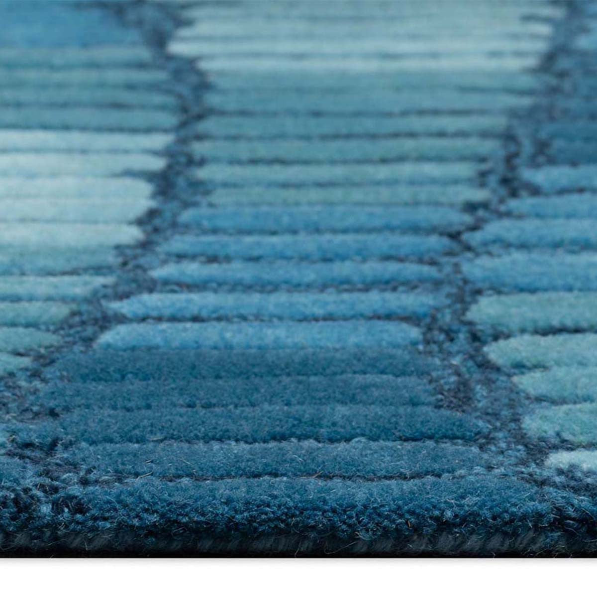 Oceans Motion Rug - 8 x 12