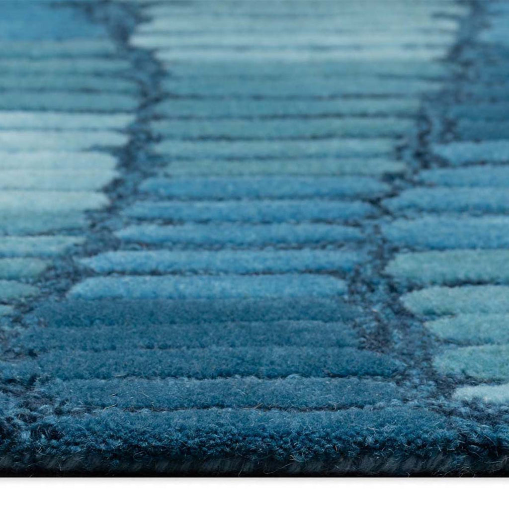 Oceans Motion Rug - 3 x 8