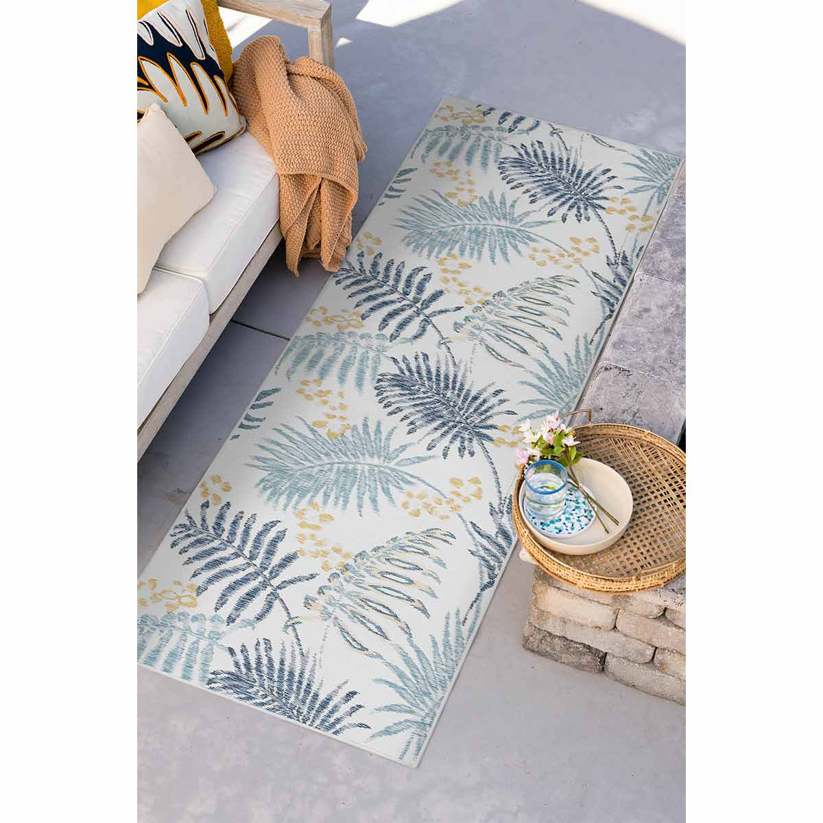 Palm Island Blue & Gold Indoor/Outdoor Rug - 2 x 8