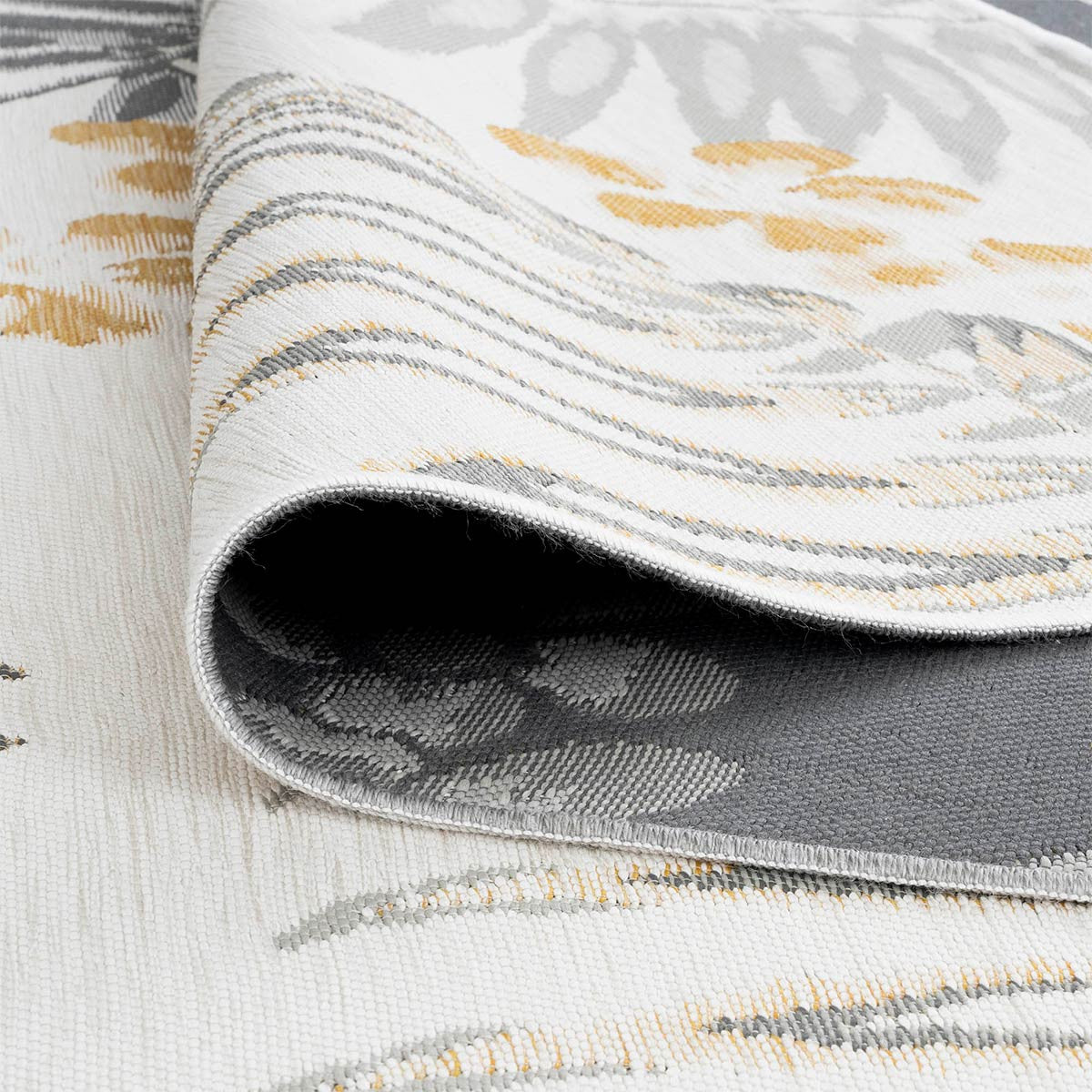 Palm Island Gray & Gold Indoor/Outdoor Rug - 8 x 10