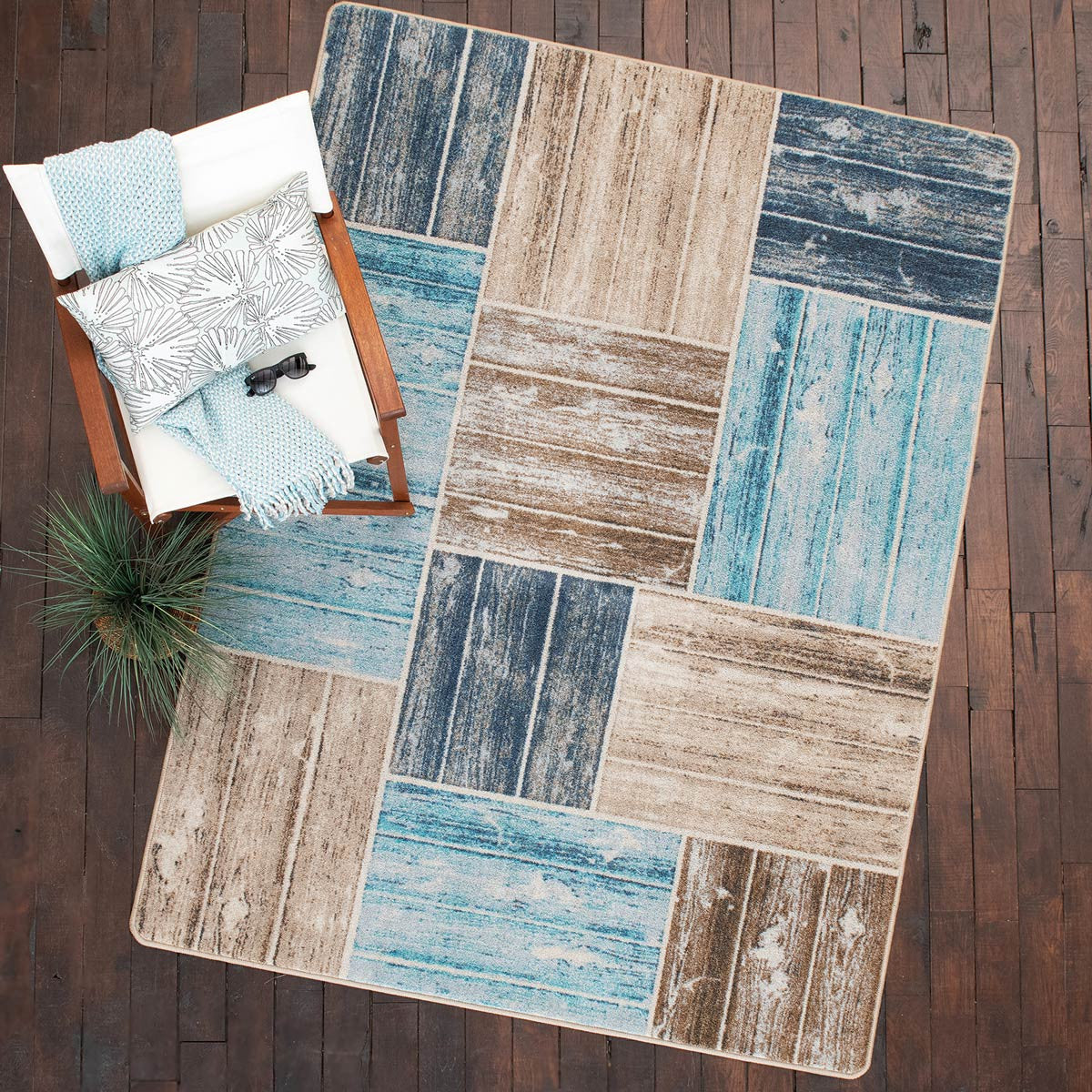 Coastal Pier Rug - 8 Ft. Round