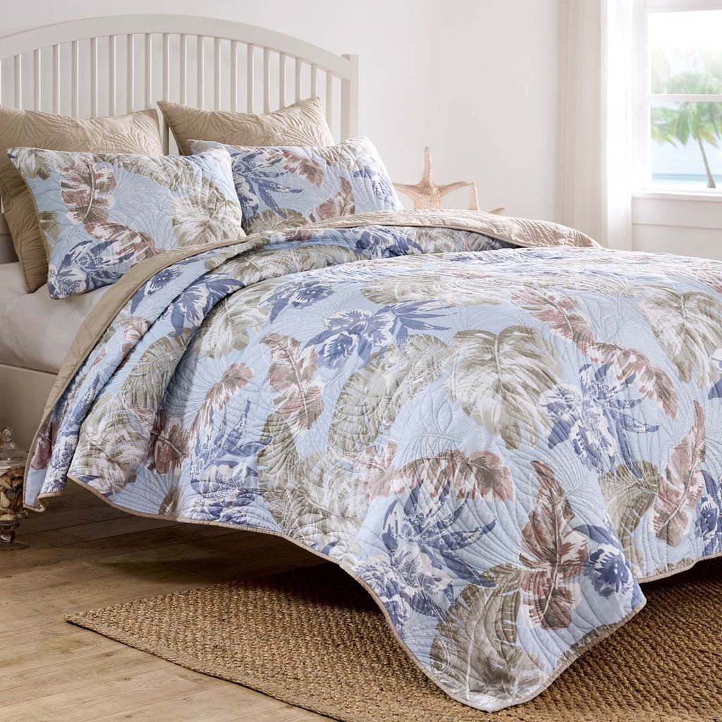 Coastal Canopy Quilt Bed Set - Full/Queen