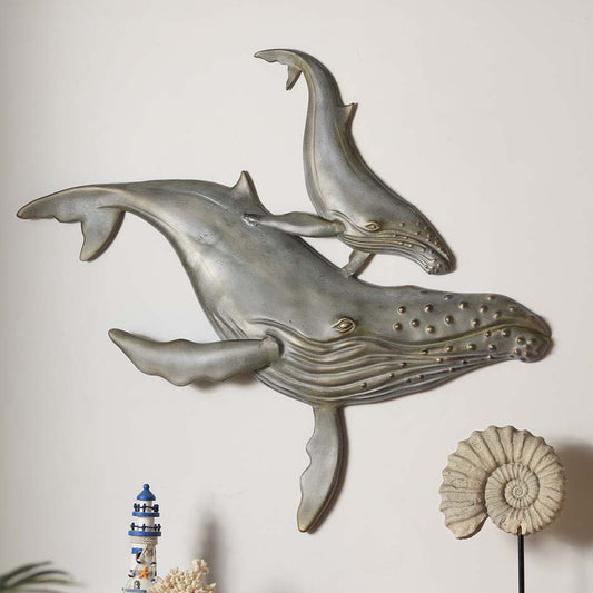 Gentle Giants Sculpture