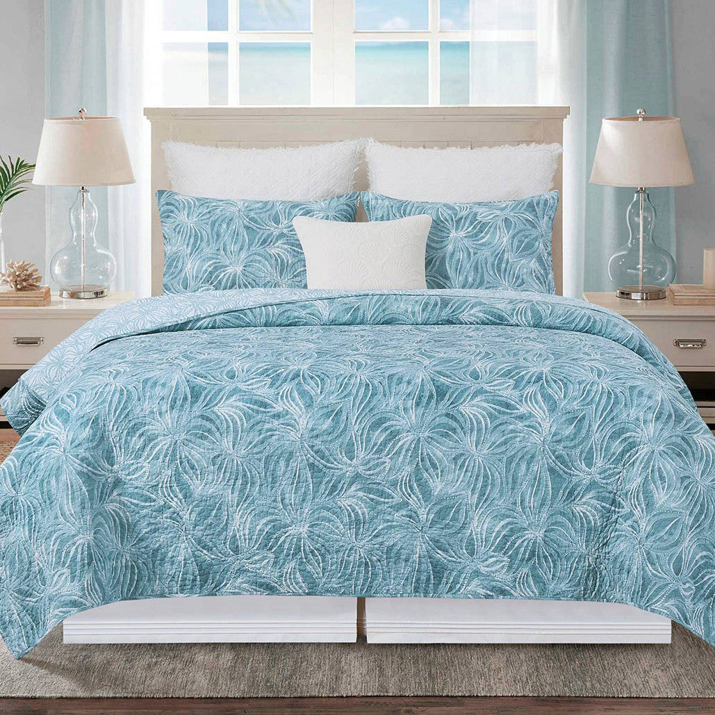 Blue Tropics Quilt Set - Full/Queen - OUT OF STOCK UNTIL 09/03/2026