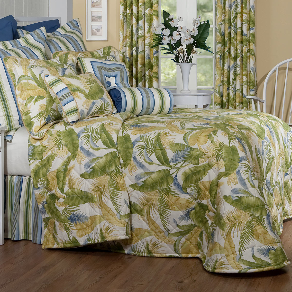 Mazatlan Bedspread - King