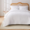 White Waves 2-Piece Quilt Bed Set - Twin