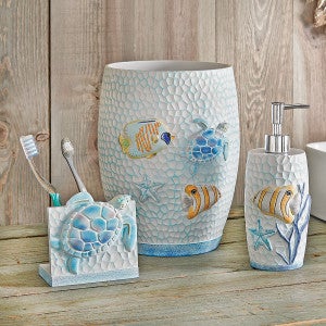 Seaside Friends Bath Accessories