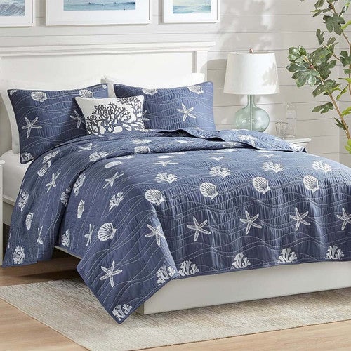 Coastal Breeze Reversible Quilt Set - Full/Queen