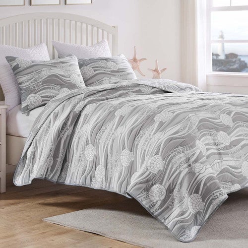 Ocean Drift Gray Quilt Bed Set - Full/Queen