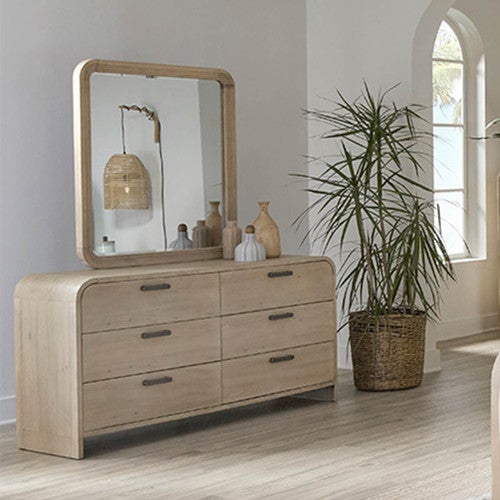 Kingston Dresser