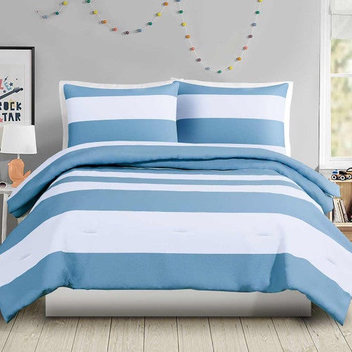 Bayside Blue Stripes Quilt Set - Full/Queen