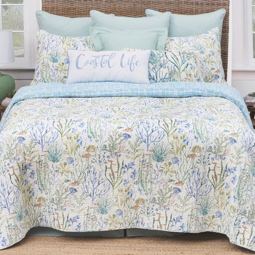 Coral Gardens Quilt Bed Set - Full/Queen