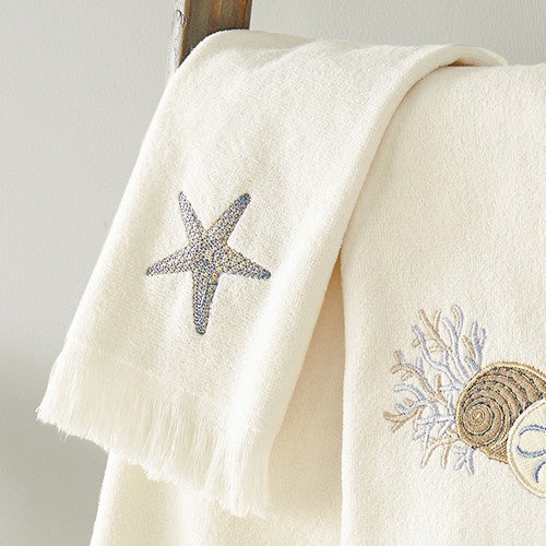 Tranquil Sea Fingertip Towel - White