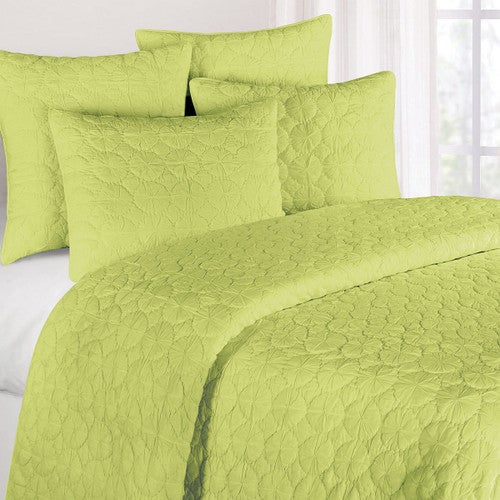 Green Mara Quilt Bedding Collection