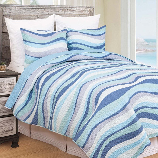 Ocean Waves Quilt Set - Twin