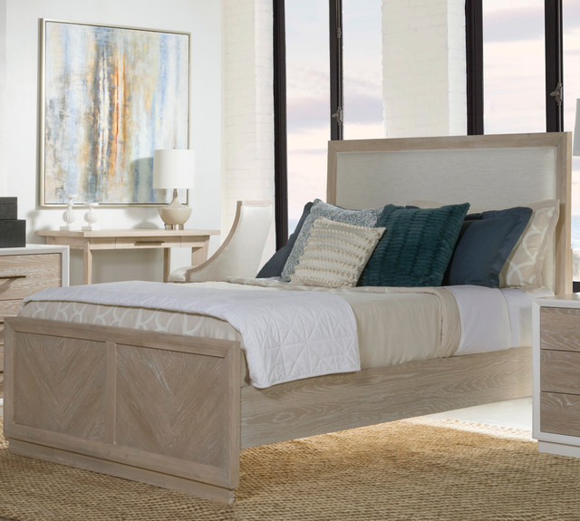 Pablo King Panel Upholstered Bed