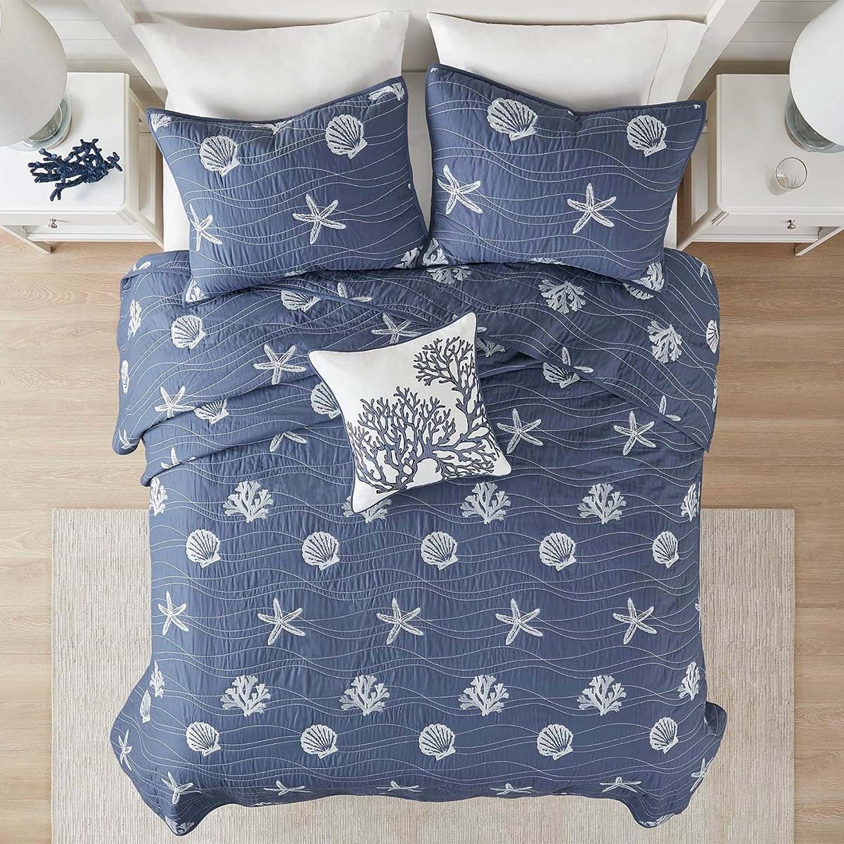 Coastal Breeze Reversible Quilt Set - Thumbnail 2